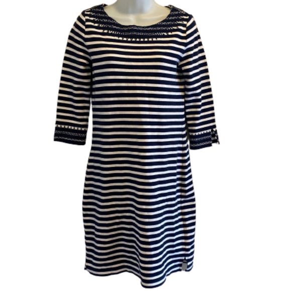 Vineyard Vines Dresses & Skirts - Vineyard Vines Embroidered Striped Dress XS